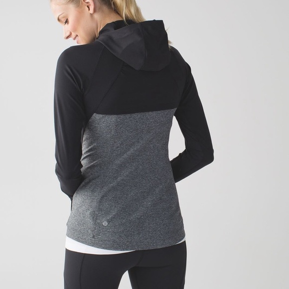 Lululemon - Black and Grey Rain-On Train-On Jacket - Picture 2 of 7